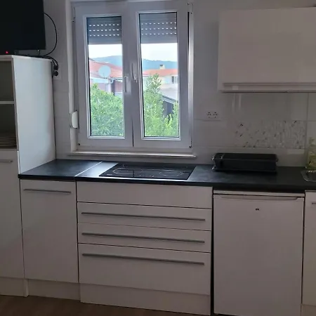 Apartment Matanovic