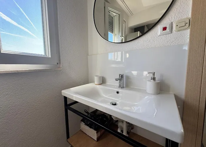 Matanovic ロゴズニッツァ